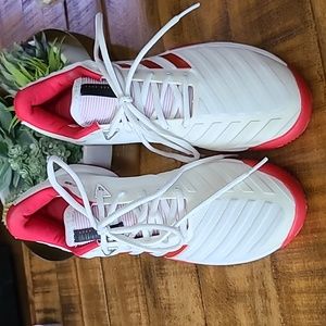 Adidas Barricade Tennis shoes